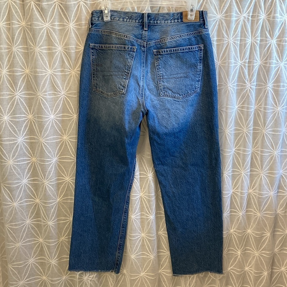 American Eagle 90’s Boyfriend Jeans - Picture 5 of 11